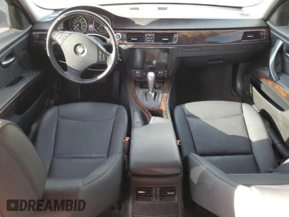 ✅ 2008 BMW 3 Series 328i • VIN: WBAVC53508FZ86766 • Lot: 71698625. Listed on Copart with 82,652 mi. Free auction sales archive from the USA and detailed vehicle history report at DreamBid. Image 8.