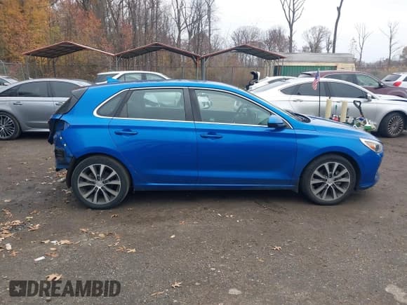 ✅ 2018 Hyundai Elantra • VIN: KMHH35LE5JU021057 • Lot: 43755207. Listed on IAAI with 33,053 mi. Free auction sales archive from the USA and detailed vehicle history report at DreamBid. Image 13.