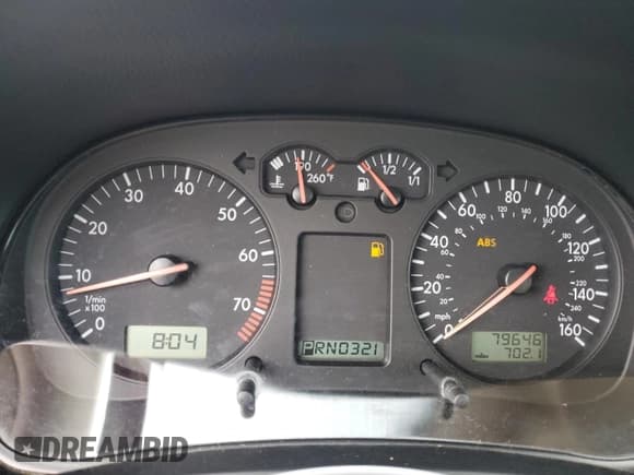 ✅ 2002 Volkswagen Golf GLS • VIN: 9BWGK61J624033900 • Лот: 57977275. Опубликован ранее на Copart с пробегом 79 646 миль. Бесплатный доступ к архиву аукционных продаж из США и подробный отчёт об истории автомобиля на DreamBid. Изображение 9.