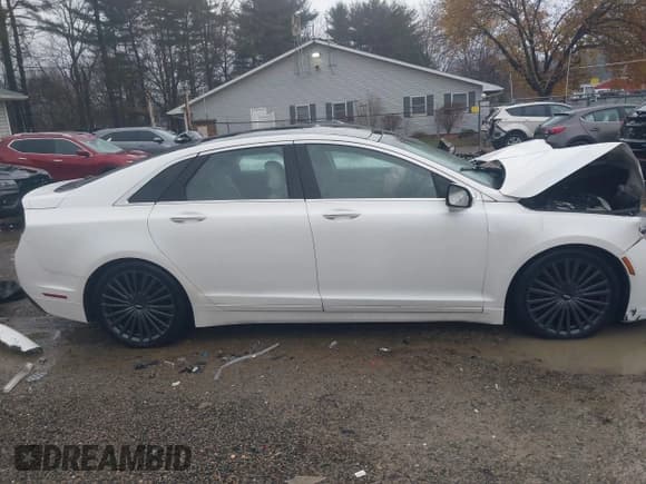 ✅ 2017 Lincoln MKZ Reserve • VIN: 3LN6L5E92HR664751 • Lot: 43664414. Wystawiony na IAAI z przebiegiem 42 582 mil. Bezpłatny archiwum sprzedaży aukcyjnych z USA i szczegółowy raport historii pojazdu na DreamBid. Zdjęcie 14.