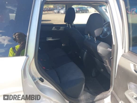✅ 2009 Subaru Forester X • VIN: JF2SH63679H774010 • Lot: 43298818. Listed on IAAI with 196,569 mi. Free auction sales archive from the USA and detailed vehicle history report at DreamBid. Image 8.