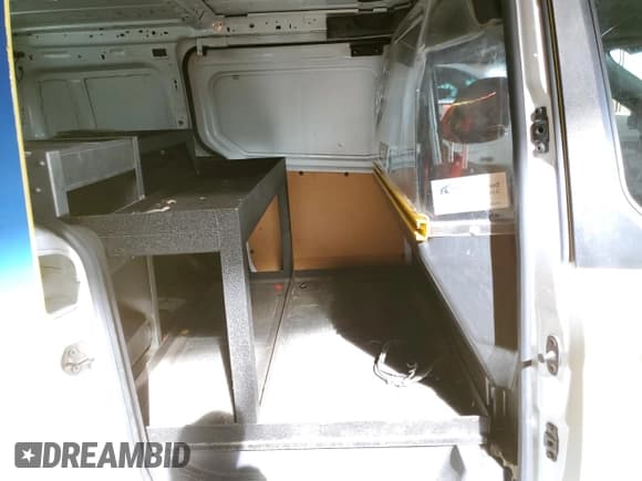 ✅ 2018 Ford Transit Connect XL • VIN: NM0LS7E78J1374967 • Lot: 93543895. Wystawiony na Copart z przebiegiem 203 310 mil. Bezpłatny archiwum sprzedaży aukcyjnych z USA i szczegółowy raport historii pojazdu na DreamBid. Zdjęcie 11.