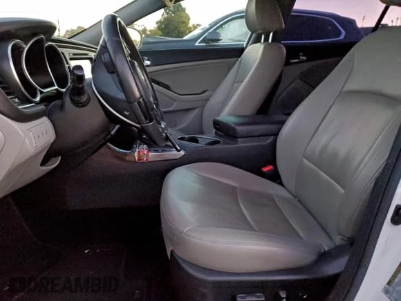 ✅ 2015 Kia Optima EX • VIN: 5XXGN4A75FG413283 • Лот: 93980025. Опубликован ранее на Copart с пробегом 149 912 миль. Бесплатный доступ к архиву аукционных продаж из США и подробный отчёт об истории автомобиля на DreamBid. Изображение 7.