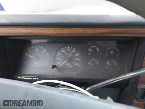 1988 Dodge Dakota with VIN 1B7GN14X7JS758050, listed as a IAAI auction lot 41501338 with 237,061 mi miles and . Bid and sale history available at DreamBid. Image 7.
