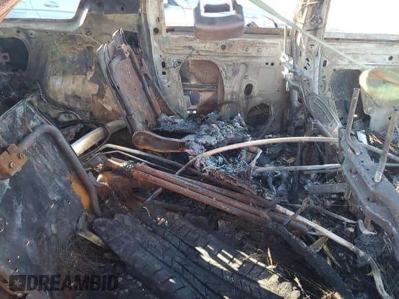 ✅ 2015 GMC Acadia SLT • VIN: 1GKKRRKD4FJ378381 • Lot: 85689505. Wystawiony na Copart z przebiegiem Nie podano. Bezpłatny archiwum sprzedaży aukcyjnych z USA i szczegółowy raport historii pojazdu na DreamBid. Zdjęcie 11.