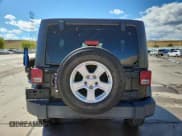 ✅ 2014 Jeep Wrangler Unlimited Sport • VIN: 1C4BJWDG4EL113276 • Lot: 84643525. Listed on Copart with 165,649 mi. Free auction sales archive from the USA and detailed vehicle history report at DreamBid. Image 6.