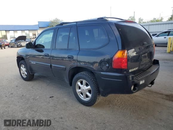 ✅ 2005 GMC Envoy SLE • VIN: 1GKDS13S652105835 • Лот: 67188425. Опубликован ранее на Copart с пробегом 176 614 миль. Бесплатный доступ к архиву аукционных продаж из США и подробный отчёт об истории автомобиля на DreamBid. Изображение 2.