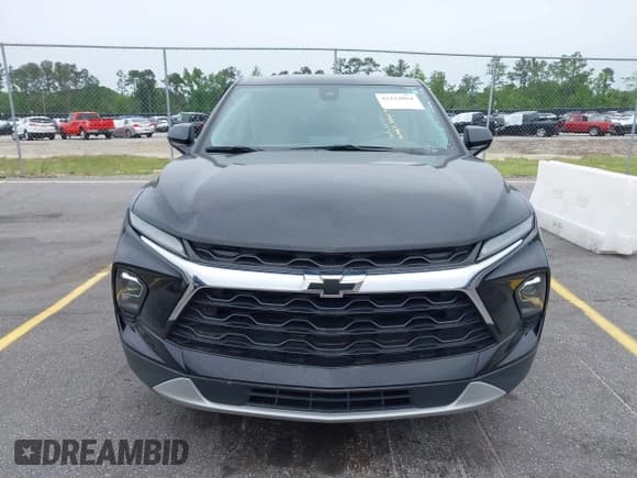 ✅ 2023 Chevrolet Blazer LT • VIN: 3GNKBCR44PS134997 • Lot: 42212064. Listed on IAAI with 99,999 mi. Free auction sales archive from the USA and detailed vehicle history report at DreamBid. Image 12.