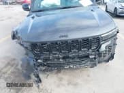 ✅ 2025 Jeep Grand Cherokee Altitude X • VIN: 1C4RJHAGXSC289968 • Лот: 41918797. Опубликован ранее на IAAI с пробегом 672 миль. Бесплатный доступ к архиву аукционных продаж из США и подробный отчёт об истории автомобиля на DreamBid. Изображение 6.