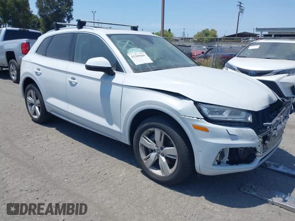 ✅ 2019 Audi Q5 Prestige • VIN: WA1CNAFY4K2070295 • Лот: 42369665. Опубликован ранее на IAAI с пробегом 55 098 миль. Бесплатный доступ к архиву аукционных продаж из США и подробный отчёт об истории автомобиля на DreamBid. Изображение 1.