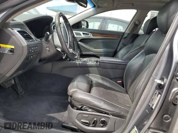 2016 Hyundai Genesis 3.8L z VIN KMHGN4JEXGU118069, wystawiony jako Copart lot #73530524 z przebiegiem 119 111 mil mil oraz Szkoda całkowita • Salvage title. Historia ofert i sprzedaży dostępna na DreamBid. Obrazek 7.