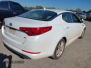 ✅ 2012 Kia Optima LX • VIN: 5XXGM4A72CG083245 • Лот: 43604643. Опубликован ранее на IAAI с пробегом 230 264 миль. Бесплатный доступ к архиву аукционных продаж из США и подробный отчёт об истории автомобиля на DreamBid. Изображение 4.