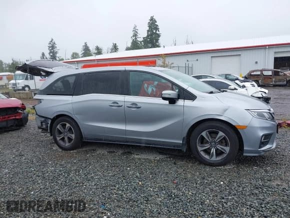 ✅ 2019 Honda Odyssey • VIN: 5FNRL6H46KB504498 • Lot: 42354388. Listed on IAAI with 91,888 mi. Free auction sales archive from the USA and detailed vehicle history report at DreamBid. Image 14.