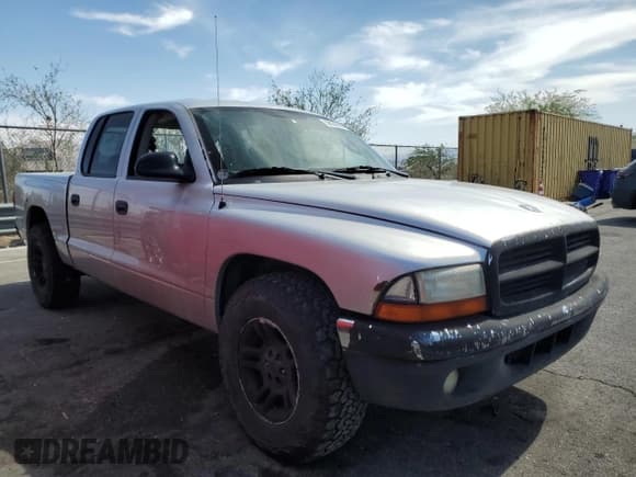 ✅ 2004 Dodge Dakota SLT • VIN: 1D7HL48N04S780843 • Lot: 58639825. Wystawiony na Copart z przebiegiem 166 188 mil. Bezpłatny archiwum sprzedaży aukcyjnych z USA i szczegółowy raport historii pojazdu na DreamBid. Zdjęcie 4.