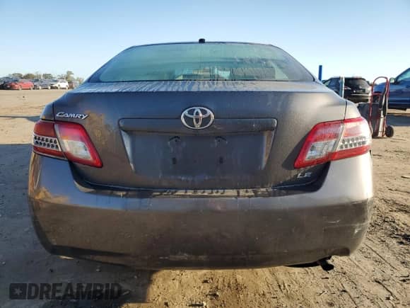 2011 Toyota Camry LE with VIN 4T4BF3EK0BR217080, listed as a Copart auction lot 82397425 with 195,225 mi miles and Salvage title. Bid and sale history available at DreamBid. Image 6.