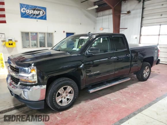 ✅ 2017 Chevrolet Silverado 1500 LT • VIN: 1GCVKREC9HZ197524 • Lot: 91223565. Listed on Copart with 129,594 mi. Free auction sales archive from the USA and detailed vehicle history report at DreamBid. Image 1.