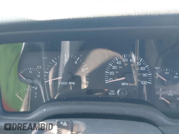 ✅ 2000 Jeep Cherokee • VIN: 1J4FF48S9YL203916 • Lot: 43690585. Listed on IAAI with 230,001 mi. Free auction sales archive from the USA and detailed vehicle history report at DreamBid. Image 7.