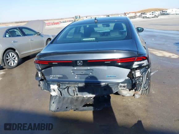 ✅ 2023 Honda Accord EX-L • VIN: 1HGCY2F67PA006476 • Lot: 43671128. Wystawiony na IAAI z przebiegiem 14 321 mil. Bezpłatny archiwum sprzedaży aukcyjnych z USA i szczegółowy raport historii pojazdu na DreamBid. Zdjęcie 17.