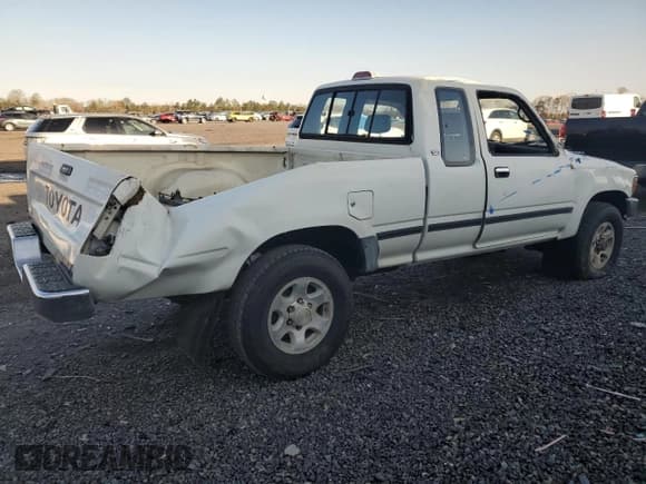 ✅ 1994 Toyota Pickup DLX • VIN: JT4VN13D1R5141994 • Lot: 51260545. Wystawiony na Copart z przebiegiem 141 752 mil. Bezpłatny archiwum sprzedaży aukcyjnych z USA i szczegółowy raport historii pojazdu na DreamBid. Zdjęcie 3.