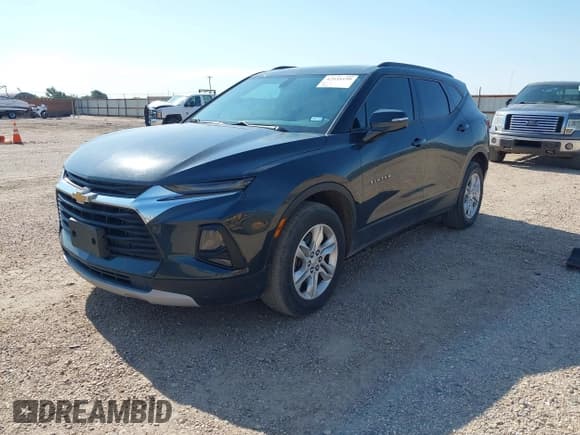 ✅ 2020 Chevrolet Blazer LT • VIN: 3GNKBCRS6LS539462 • Lot: 42934199. Listed on IAAI with 60,114 mi. Free auction sales archive from the USA and detailed vehicle history report at DreamBid. Image 2.