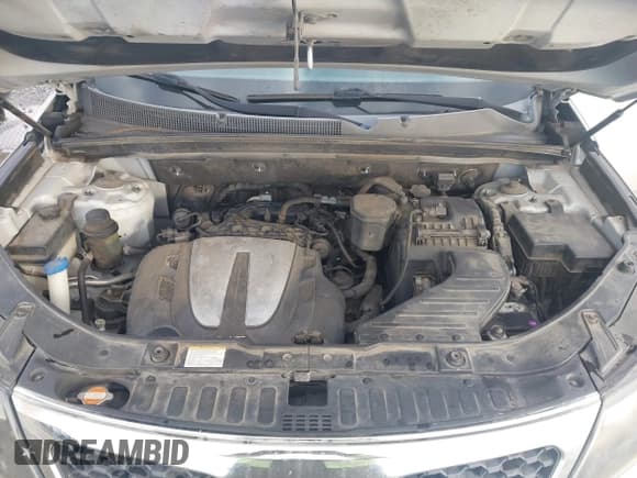 ✅ 2013 Kia Sorento LX • VIN: 5XYKTDA22DG327524 • Lot: 43906346. Listed on IAAI with 185,455 mi. Free auction sales archive from the USA and detailed vehicle history report at DreamBid. Image 10.