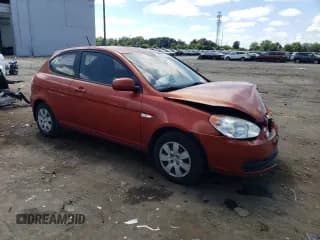 ✅ 2010 Hyundai Accent GS • VIN: KMHCM3AC0AU157643 • Лот: 68151095. Опубликован ранее на Copart с пробегом 198 898 миль. Бесплатный доступ к архиву аукционных продаж из США и подробный отчёт об истории автомобиля на DreamBid. Изображение 4.
