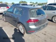 ✅ 2019 Volkswagen Golf S • VIN: 3VWG57AU7KM020916 • Lot: 43420464. Wystawiony na IAAI z przebiegiem 94 452 mil. Bezpłatny archiwum sprzedaży aukcyjnych z USA i szczegółowy raport historii pojazdu na DreamBid. Zdjęcie 3.