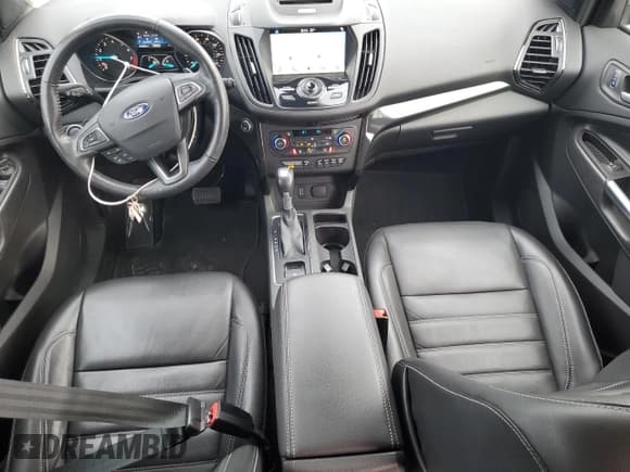 ✅ 2017 Ford Escape Titanium • VIN: 1FMCU0JD1HUD26747 • Lot: 91191585. Wystawiony na Copart z przebiegiem 121 878 mil. Bezpłatny archiwum sprzedaży aukcyjnych z USA i szczegółowy raport historii pojazdu na DreamBid. Zdjęcie 8.