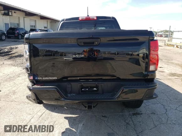 ✅ 2023 Chevrolet Colorado 4WD Trail Boss • VIN: 1GCPTEEK6P1216050 • Лот: 65768384. Опубликован ранее на Copart с пробегом 11 070 миль. Бесплатный доступ к архиву аукционных продаж из США и подробный отчёт об истории автомобиля на DreamBid. Изображение 6.