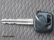 ✅ 2005 Toyota RAV4 • VIN: JTEHD20VX56044019 • Lot: 43684992. Wystawiony na IAAI z przebiegiem 248 184 mil. Bezpłatny archiwum sprzedaży aukcyjnych z USA i szczegółowy raport historii pojazdu na DreamBid. Zdjęcie 11.