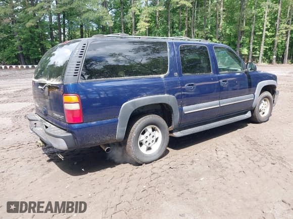 ✅ 2002 Chevrolet Suburban LT • VIN: 1GNFK16Z62J127727 • Лот: 42367170. Опубликован ранее на IAAI с пробегом 253 958 миль. Бесплатный доступ к архиву аукционных продаж из США и подробный отчёт об истории автомобиля на DreamBid. Изображение 4.