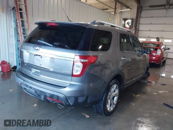 ✅ 2013 Ford Explorer Limited • VIN: 1FM5K8F85DGA89178 • Lot: 41397121. Wystawiony na IAAI z przebiegiem 198 748 mil. Bezpłatny archiwum sprzedaży aukcyjnych z USA i szczegółowy raport historii pojazdu na DreamBid. Zdjęcie 4.