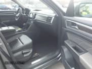 ✅ 2023 Volkswagen Atlas SE • VIN: 1V2HP2CA0PC554452 • Lot: 43609186. Listed on IAAI with 23,489 mi. Free auction sales archive from the USA and detailed vehicle history report at DreamBid. Image 5.