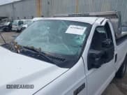 ✅ 2001 Ford F-250 XL • VIN: 1FTNF21L11EA50032 • Lot: 41958019. Wystawiony na IAAI z przebiegiem 127 932 mil. Bezpłatny archiwum sprzedaży aukcyjnych z USA i szczegółowy raport historii pojazdu na DreamBid. Zdjęcie 6.