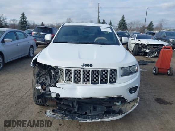 ✅ 2015 Jeep Grand Cherokee Laredo • VIN: 1C4RJEAG8FC721512 • Lot: 41090495. Listed on IAAI with 91,761 mi. Free auction sales archive from the USA and detailed vehicle history report at DreamBid. Image 12.