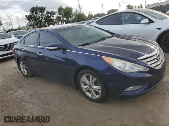 ✅ 2012 Hyundai Sonata Limited • VIN: 5NPEC4AC3CH440024 • Lot: 73628884. Wystawiony na Copart z przebiegiem Nie podano. Bezpłatny archiwum sprzedaży aukcyjnych z USA i szczegółowy raport historii pojazdu na DreamBid. Zdjęcie 4.