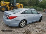 ✅ 2013 Hyundai Sonata SE • VIN: 5NPEC4AC7DH576805 • Lot: 92979125. Listed on Copart with 169,305 mi. Free auction sales archive from the USA and detailed vehicle history report at DreamBid. Image 3.