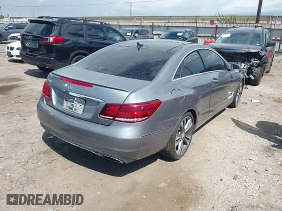 ✅ 2015 Mercedes-Benz E 400 • VIN: WDDKJ6FB2FF306145 • Lot: 43254482. Listed on IAAI with 74,867 mi. Free auction sales archive from the USA and detailed vehicle history report at DreamBid. Image 4.