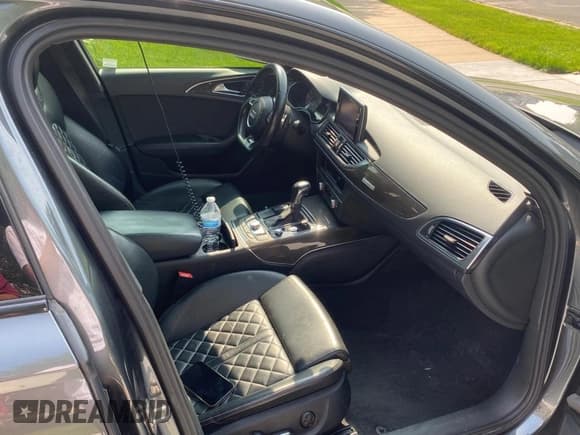 ✅ 2017 Audi S6 Premium Plus • VIN: WAUFFAFC2HN117137 • Lot: 65125633. Listed on Copart with 47,516 mi. Free auction sales archive from the USA and detailed vehicle history report at DreamBid. Image 5.