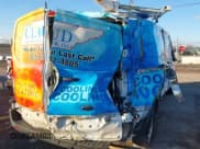 ✅ 2020 Ford Transit Cargo • VIN: 1FTBR1Y88LKA06393 • Lot: 41283124. Wystawiony na IAAI z przebiegiem 229 589 mil. Bezpłatny archiwum sprzedaży aukcyjnych z USA i szczegółowy raport historii pojazdu na DreamBid. Zdjęcie 6.