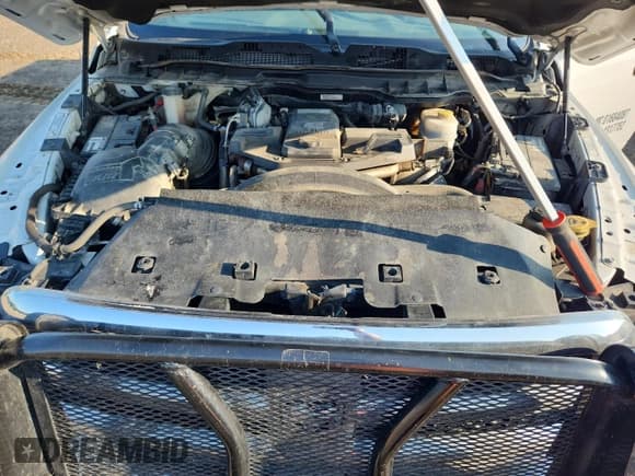 ✅ 2018 Ram 2500 Tradesman • VIN: 3C6UR5HL1JG206774 • Lot: 71369975. Wystawiony na Copart z przebiegiem 248 279 mil. Bezpłatny archiwum sprzedaży aukcyjnych z USA i szczegółowy raport historii pojazdu na DreamBid. Zdjęcie 11.