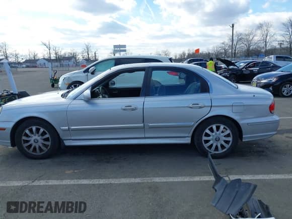2003 Hyundai Sonata GLS с VIN KMHWF35H23A909117, выставлен на аукционе IAAI как лот 41535679 с пробегом 149 285 миль миль и . История ставок и продаж доступна на DreamBid. Изображение 15.