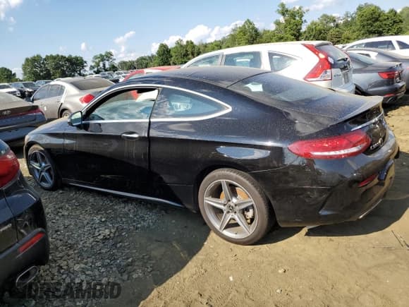 ✅ 2018 Mercedes-Benz C 300 • VIN: WDDWJ4KBXJF695556 • Lot: 65364165. Wystawiony na Copart z przebiegiem 51 512 mil. Bezpłatny archiwum sprzedaży aukcyjnych z USA i szczegółowy raport historii pojazdu na DreamBid. Zdjęcie 2.