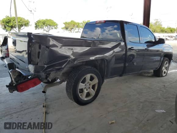 2014 Chevrolet Silverado 1500 LT z VIN 1GCRCREH8EZ387949, wystawiony jako Copart lot #82125535 z przebiegiem 166 223 mil mil oraz Szkoda całkowita • Salvage title. Historia ofert i sprzedaży dostępna na DreamBid. Obrazek 3.