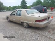 ✅ 1994 Buick Roadmaster • VIN: 1G4BT52P9RR400604 • Lot: 42130307. Listed on IAAI with 183,899 mi. Free auction sales archive from the USA and detailed vehicle history report at DreamBid. Image 3.