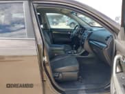 ✅ 2011 Kia Sorento EX • VIN: 5XYKU3A15BG128303 • Lot: 43297002. Wystawiony na IAAI z przebiegiem Nie podano. Bezpłatny archiwum sprzedaży aukcyjnych z USA i szczegółowy raport historii pojazdu na DreamBid. Zdjęcie 5.