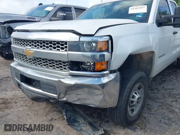 ✅ 2019 Chevrolet Silverado 2500HD Work Truck • VIN: 2GB2CREG1K1221564 • Lot: 42362013. Listed on IAAI with 126,897 mi. Free auction sales archive from the USA and detailed vehicle history report at DreamBid. Image 6.