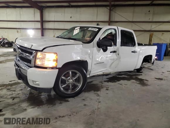 ✅ 2010 Chevrolet Silverado 1500 LT • VIN: 3GCRCSE05AG219326 • Lot: 70991814. Listed on Copart with 99,819 mi. Free auction sales archive from the USA and detailed vehicle history report at DreamBid. Image 1.