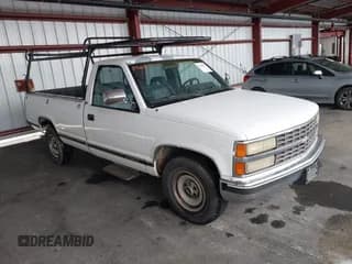 ✅ 1991 Chevrolet Silverado 2500 • VIN: 1GCFC24K9MZ204001 • Лот: 43748670. Опубликован ранее на IAAI с пробегом 151 228 миль. Бесплатный доступ к архиву аукционных продаж из США и подробный отчёт об истории автомобиля на DreamBid. Изображение 1.
