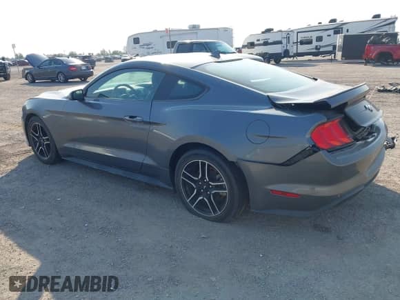 2022 Ford Mustang EcoBoost z VIN 1FA6P8TH1N5106091, wystawiony jako IAAI lot #43206951 z przebiegiem 46 792 mil mil oraz . Historia ofert i sprzedaży dostępna na DreamBid. Obrazek 3.